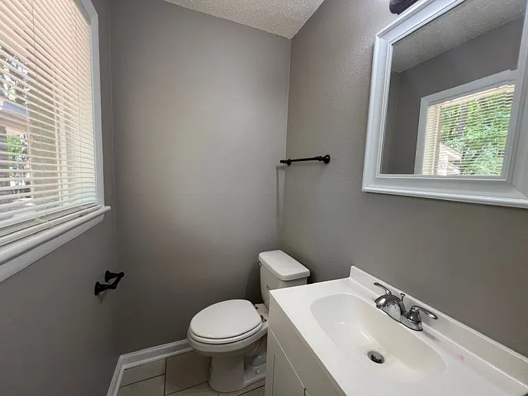 3787 Tessland Rd — Photo 3