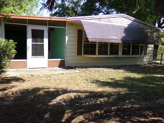 3rd image of 1609 SE 160th Ct
