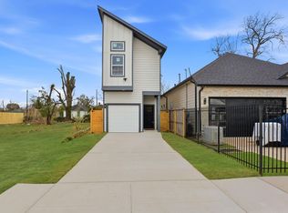 3320 Francis St #A, Houston, TX 77004