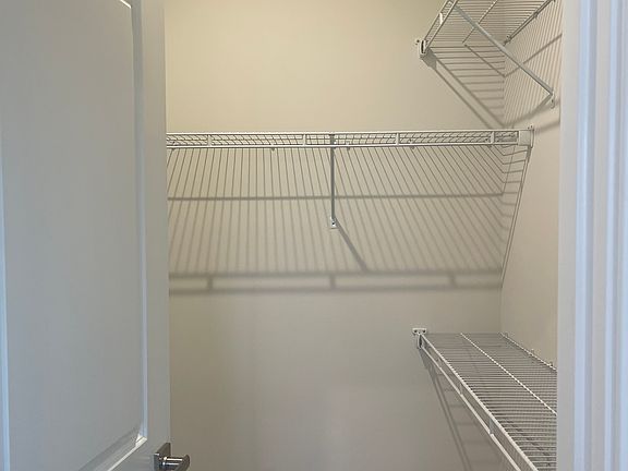 5th image of 4545 Camfield Ln