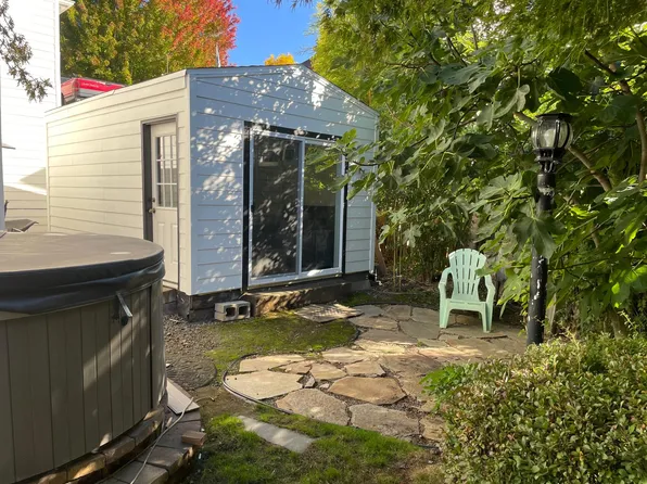 (undisclosed Address), Forest Grove, OR 97116