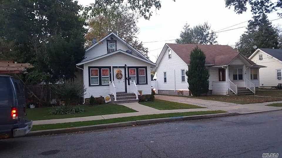 1st image of 47 Stowe Ave