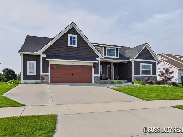 9560 Fields Dr #37, Zeeland, MI 49464