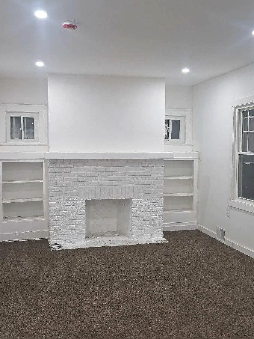 3 bed, 1000 sqft, $1,375 — Photo 1