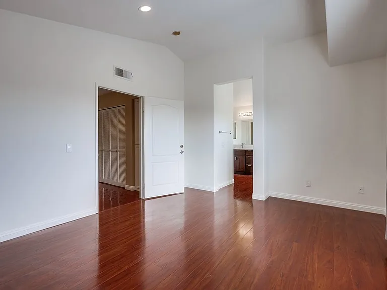 14656 Acacia St — Photo 31