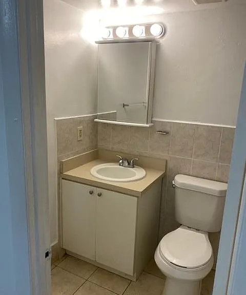 2270 NE 171st St #107 — Photo 16