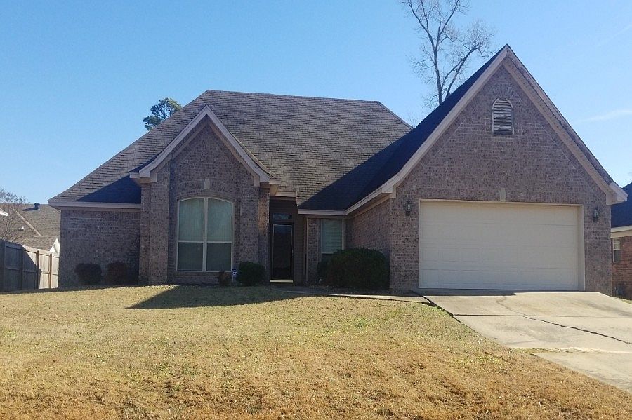 1st image of 983 Williamsburg Ct