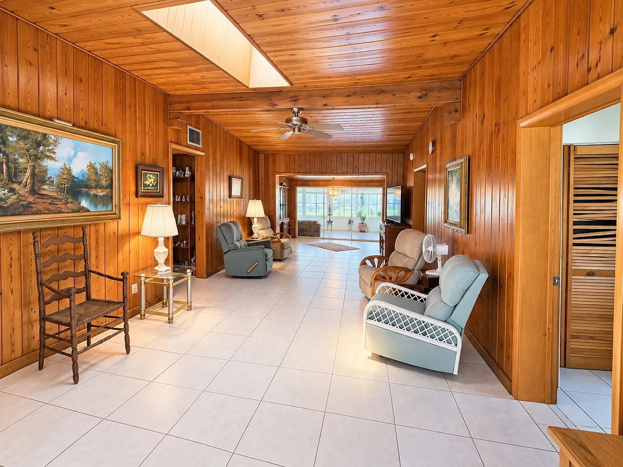 254 Cloverleaf Rd — Photo 4