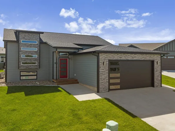 4422 Lahinch St, Rapid City, SD 57702