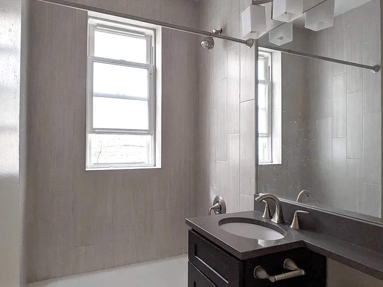517 W Belmont Ave #511-35 — Photo 9