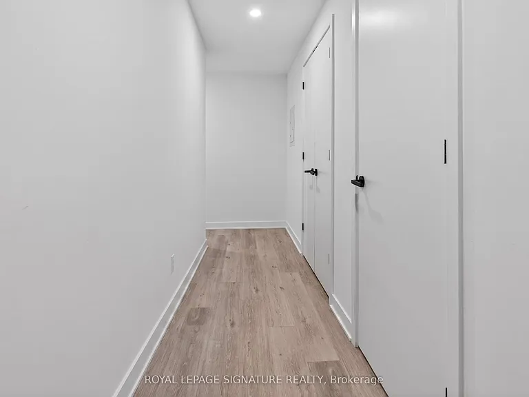 55 Charles St E #4303 — Photo 3