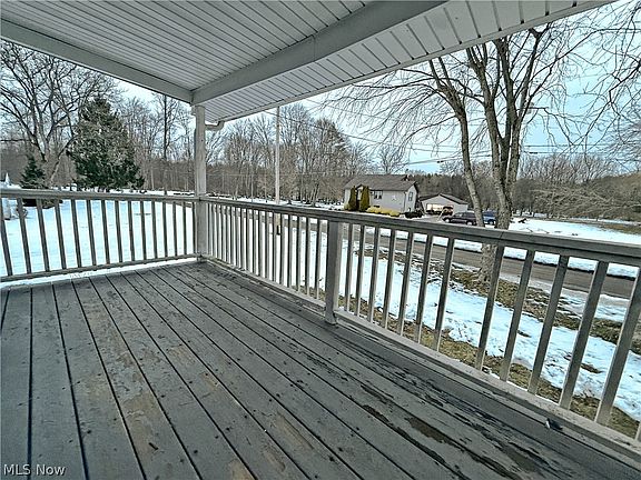 3rd image of 1039 Laverne Ave