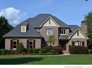 8702 Man Of War Dr, Waxhaw, NC 28173