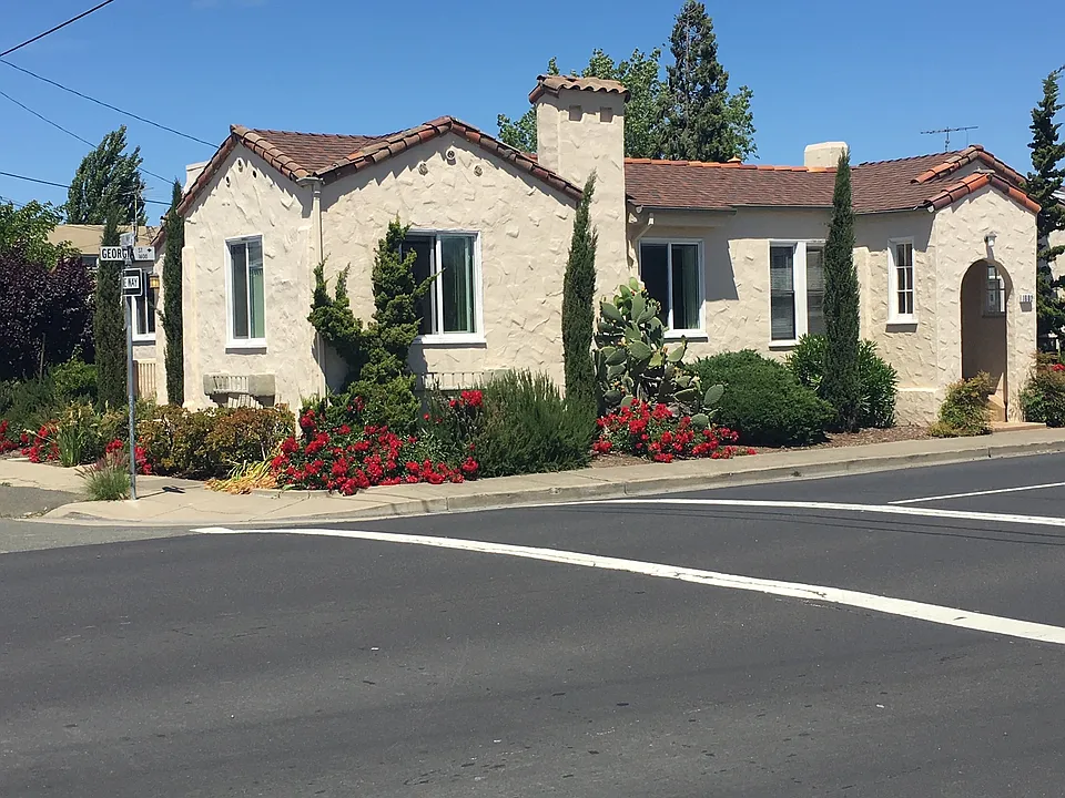 1602 Georgia St #1602