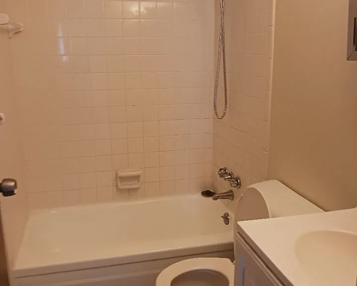 North Vista Manor — Photo 7