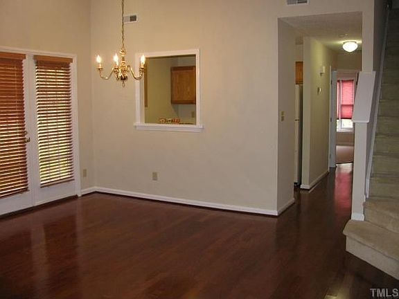 4th image of 110 Forest Oaks Dr Unit 110