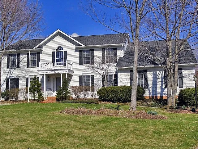 7583 Woodspring Ln photo 1