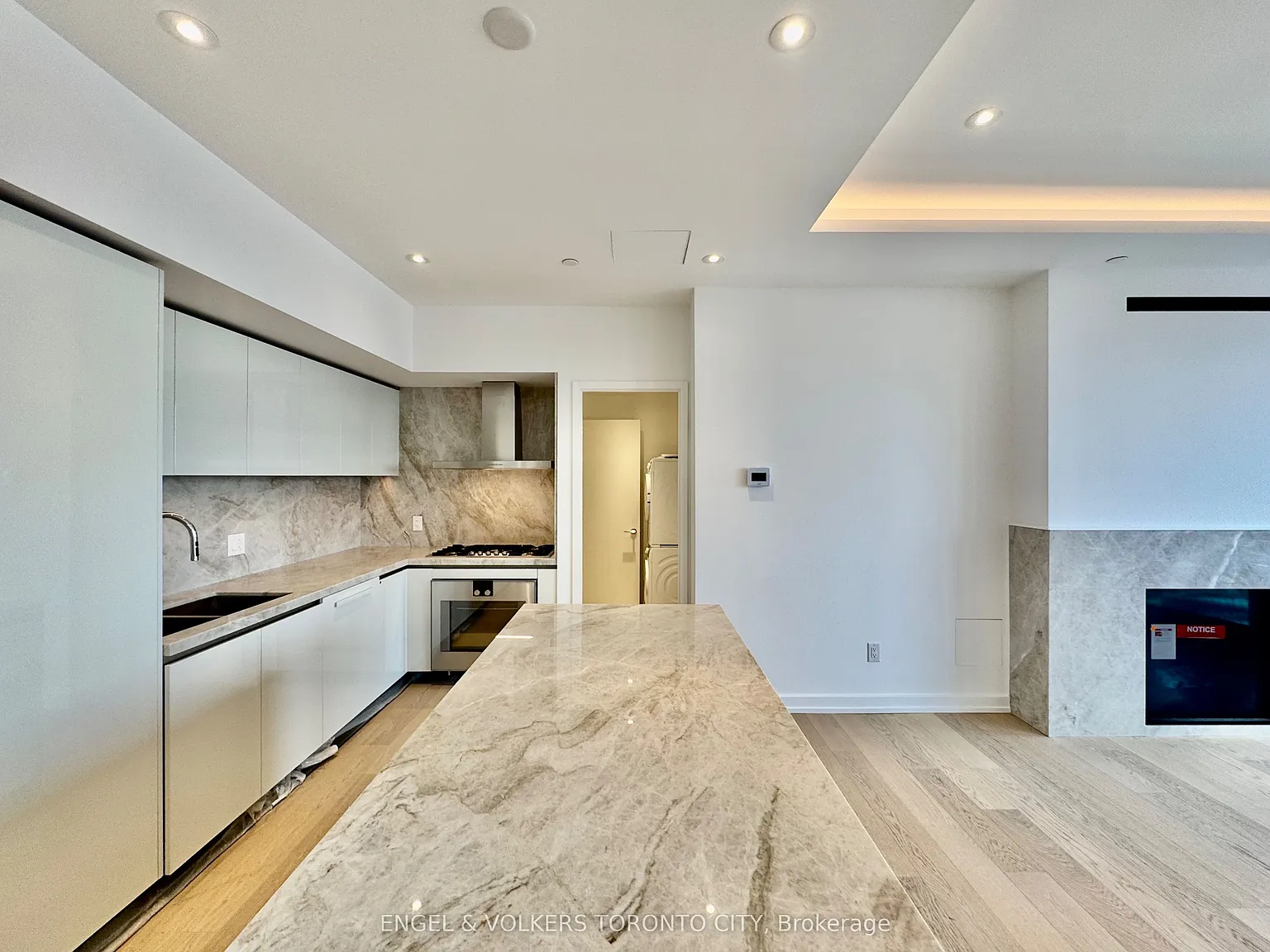 2 bed, $7,500 — Photo 4