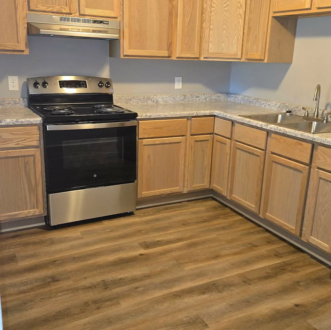 2 bed, 700 sqft, $1,150 — Photo 4