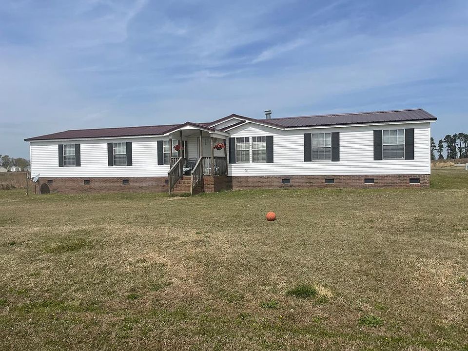 1st image of 205 SWEETWATER Drive