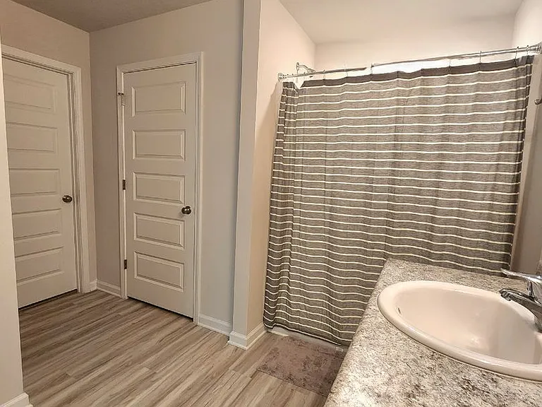 5379 Peach Dr — Photo 21