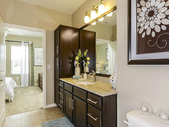 4th image of 12802 Saddle Club Cir #820-202