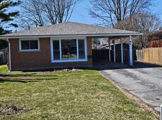 8 Village Dr, Belleville, ON K8P4J8