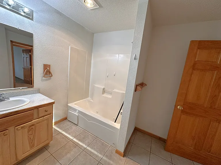 1279 Pinewood Trl — Photo 9
