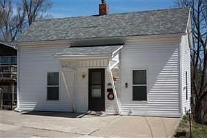 1st image of 1024 N Governor St