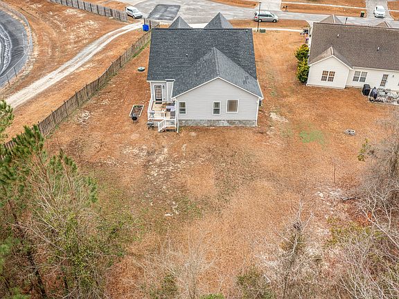 5th image of 102 Moonstone Ct