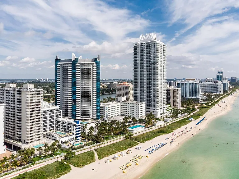 6301 Collins Ave #1207 — Photo 42