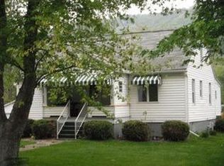 1908 Everett Rd, East Freedom, PA 16637