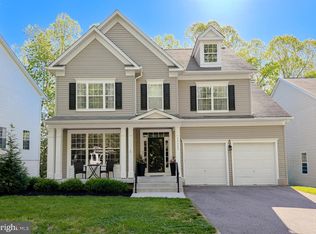23333 Dianthus Way, California, MD 20619