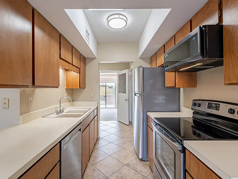 1430 W Camino Lucientes — Photo 12