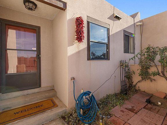 4th image of 5771 Manzanillo Loop NE