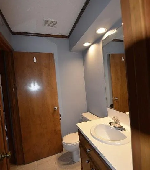 4603 Twin Valley Cir — Photo 25