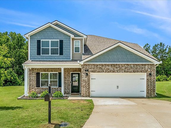 2nd image of 70 Charles Cir