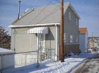 207 1/2 Spring St, Butler, PA 16001