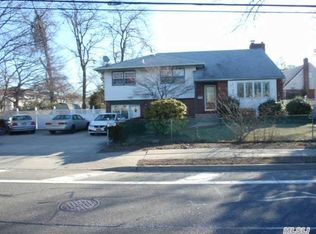 1051 Newbridge Rd, Bellmore, NY 11710