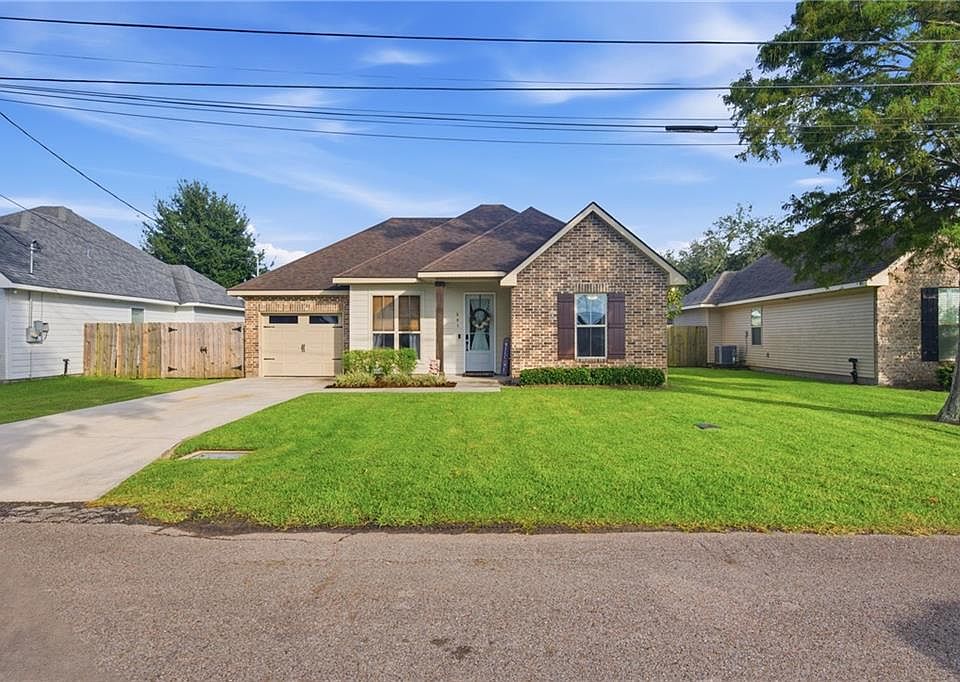 1st image of 503 Lauve Ln