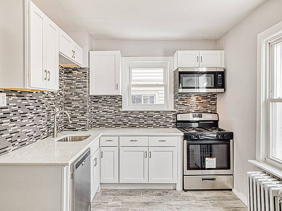 4th image of 13533 94th St S