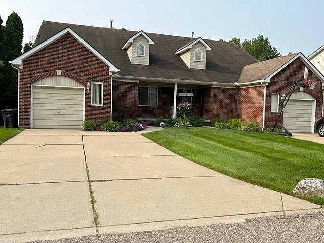 1st image of 1072 Birchwood Dr
