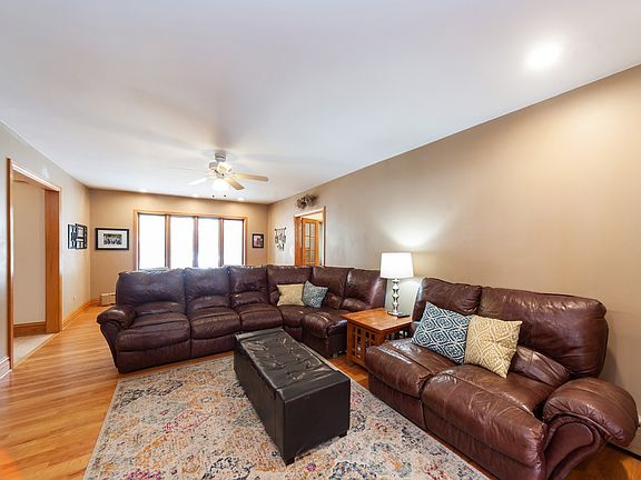 5th image of 6308 N Sayre Ave