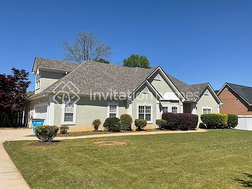 312 Glouchester Dr Photo 1
