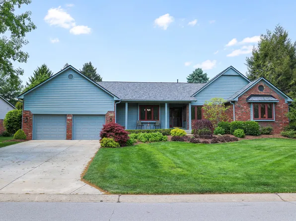 298 Lake Dr, Greenwood, IN 46142