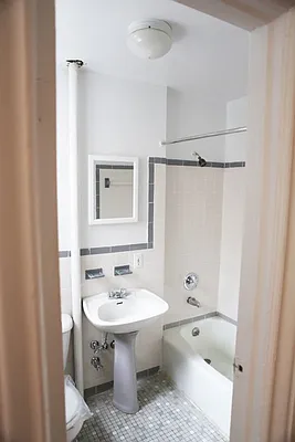 Rented by Chris Stewart, LREB | media 4