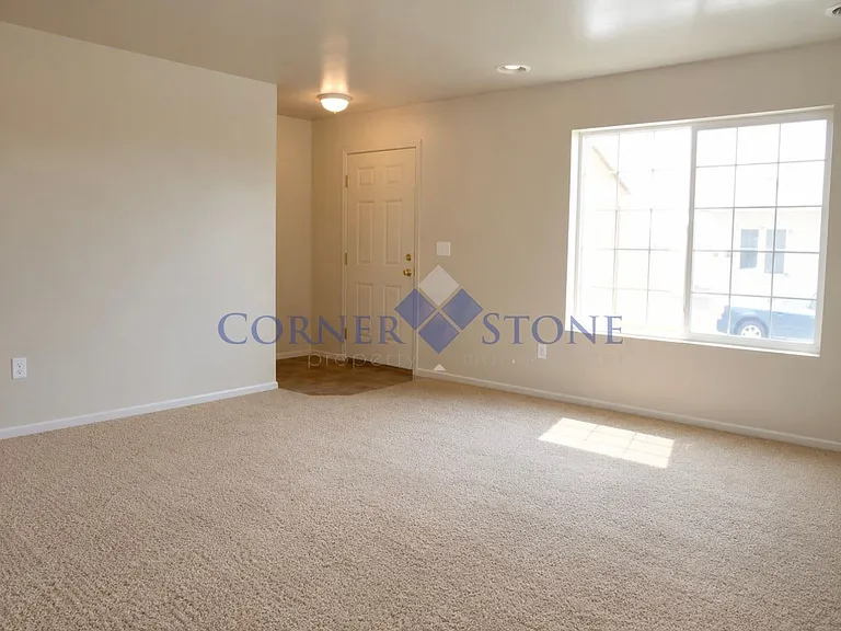 2678 N Kelsan Ave — Photo 2