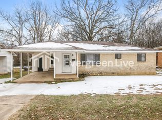 812 W 52nd St, N Little Rock, AR 72118