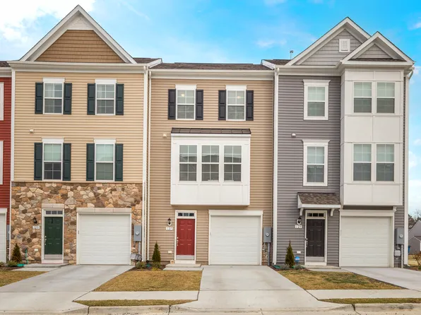 127 Metcalf Ter, Winchester, VA 22602