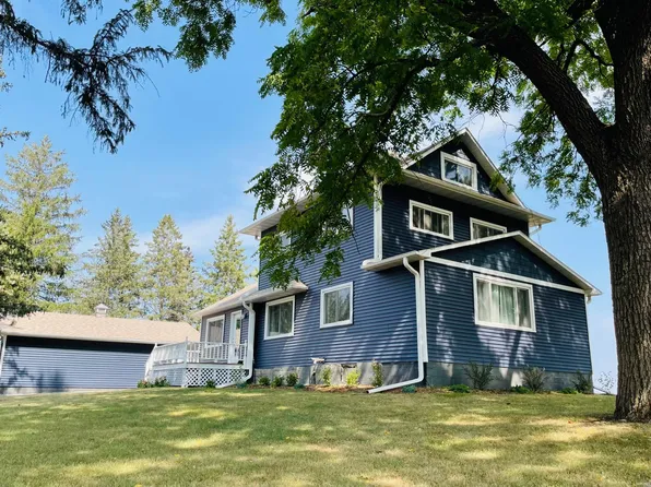 67220 325th St, Dexter, MN 55926